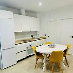 Spacious 3-bedroom Family In The Historic Center, Albaicin * Granada