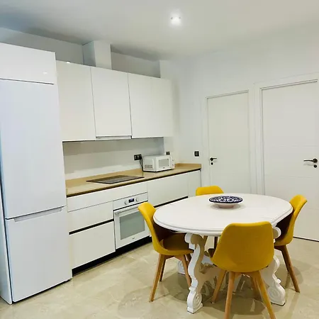Spacious 3-bedroom Family In The Historic Center, Albaicin * Grenada