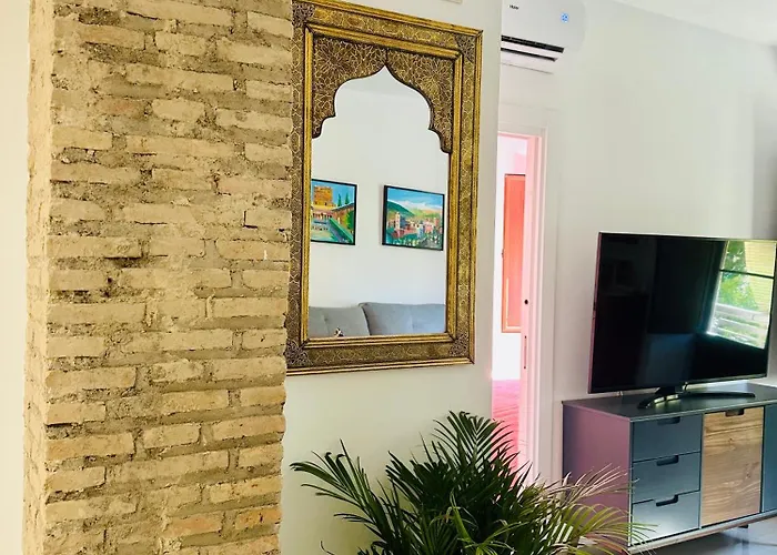 Spacious 3-bedroom Family In The Historic Center, Albaicin * Γρανάδα